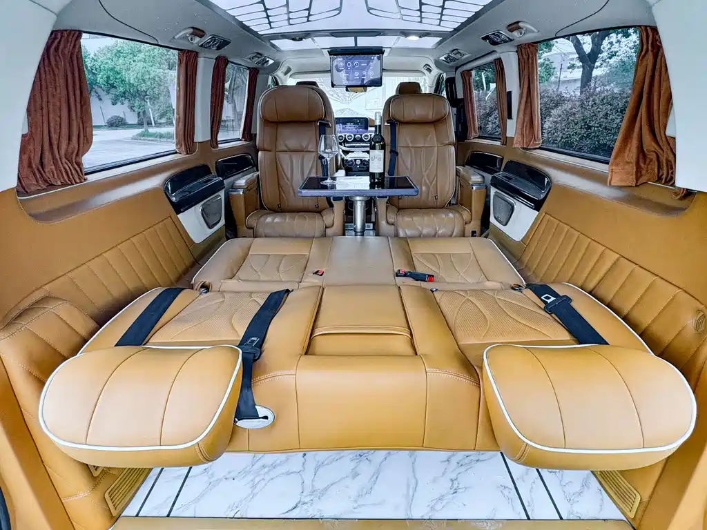 Mercedes-Benz Vito 2023 — фото 20