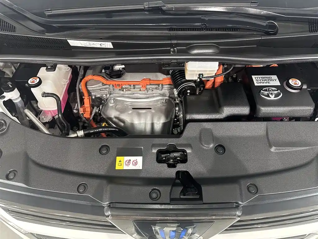Toyota Vellfire 2023 — фото 18
