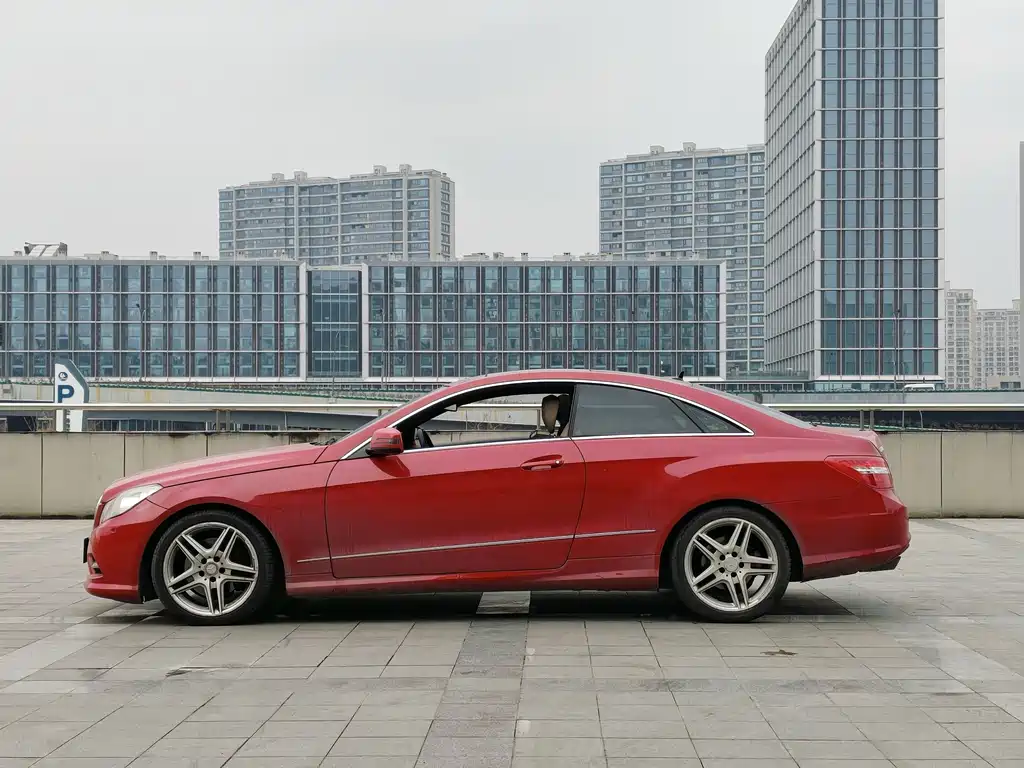 Mercedes-Benz E-Class 2013