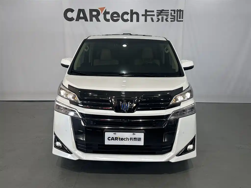 Toyota Vellfire 2023 — фото 2