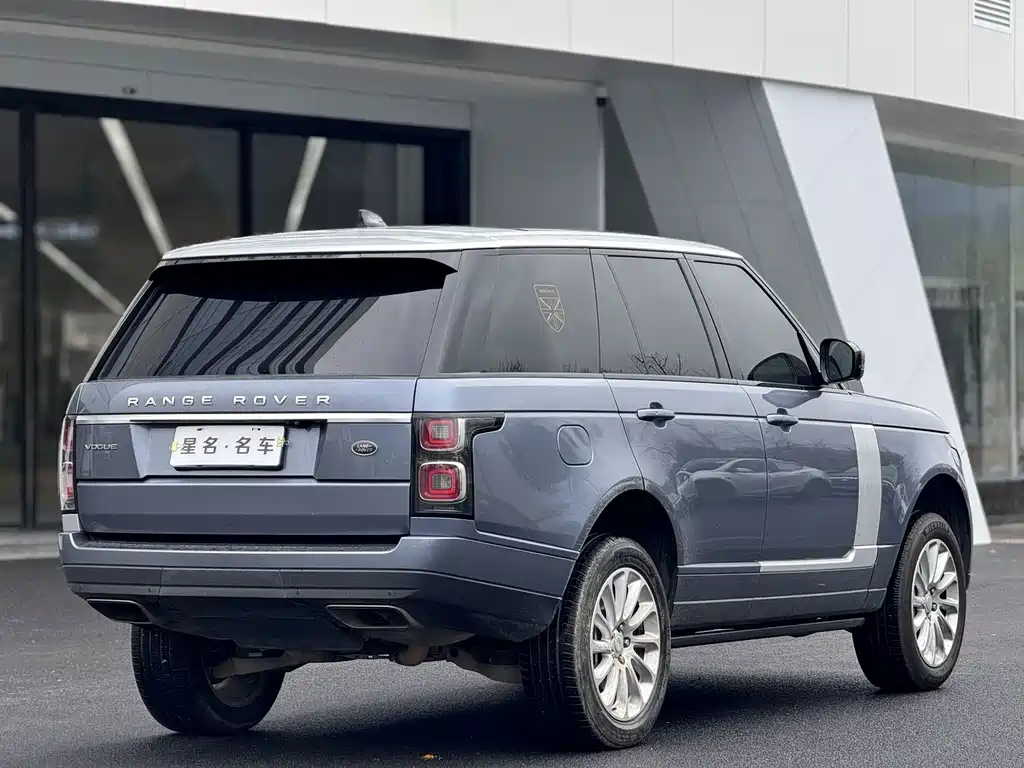 Land Rover Range Rover 2020 — фото 18