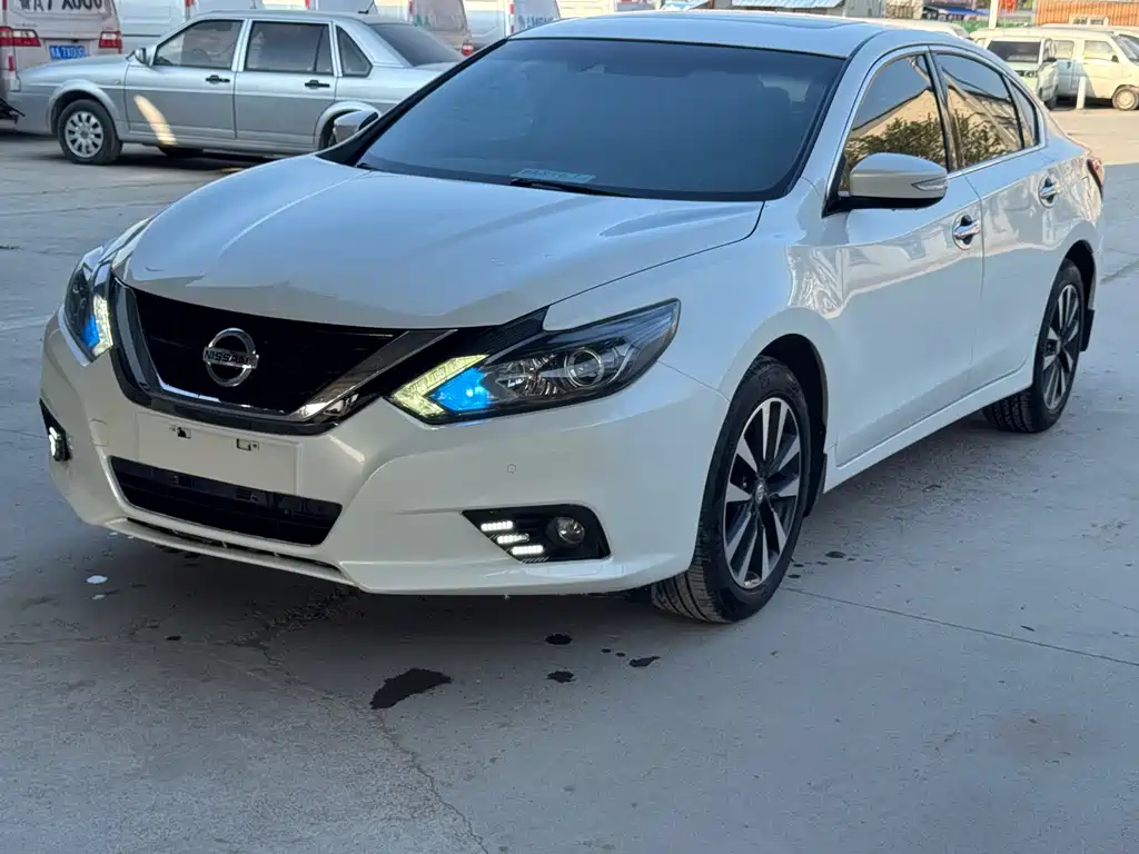Nissan Teana 2017 — фото 1