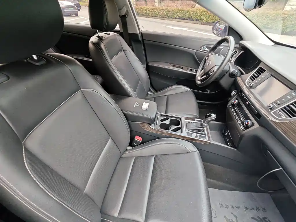 Hyundai Mistra 2014 — фото 11