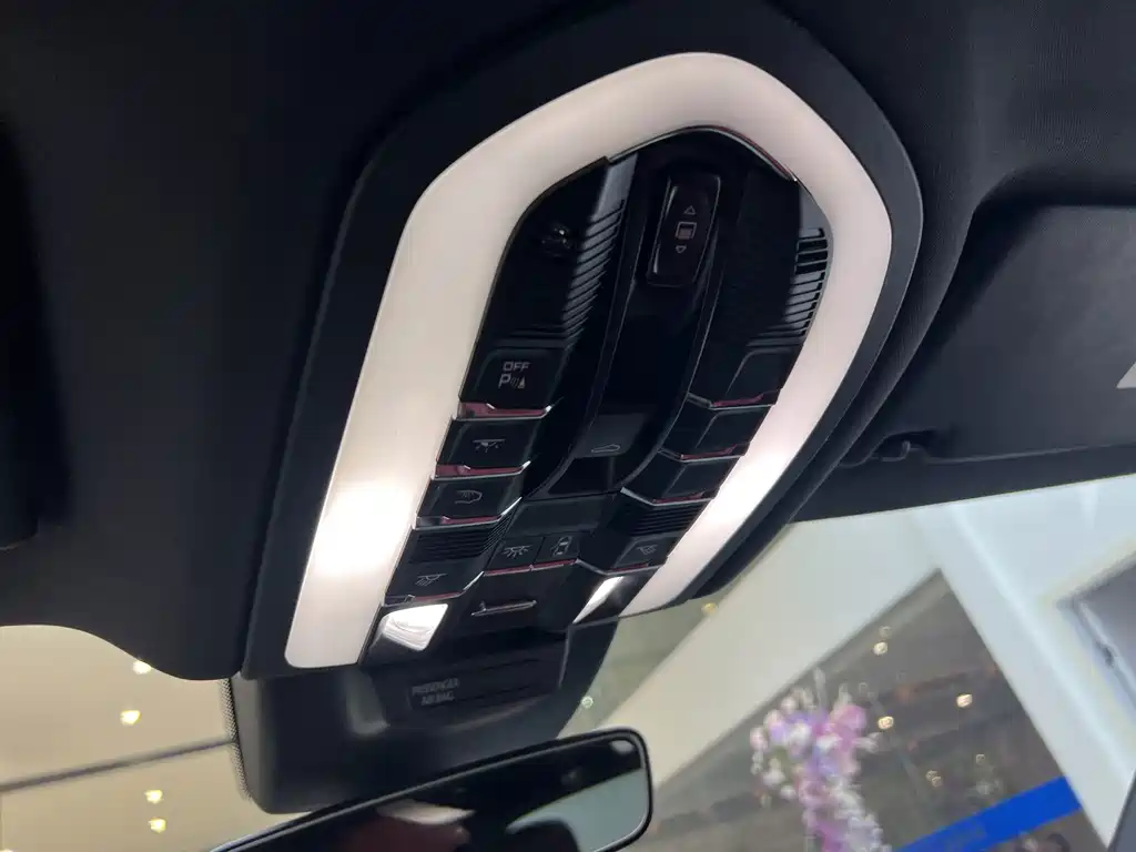 Porsche Macan 2021 — фото 13