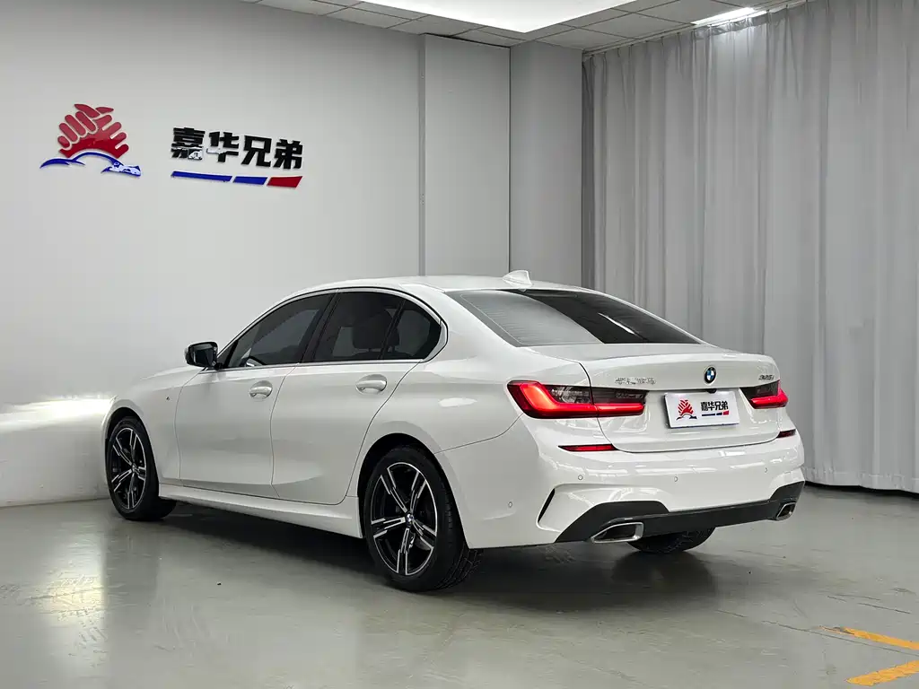 BMW 3 Series 2021 — фото 11