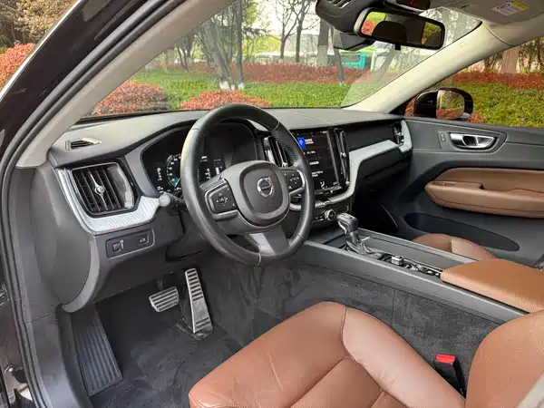 Volvo XC60 2019
