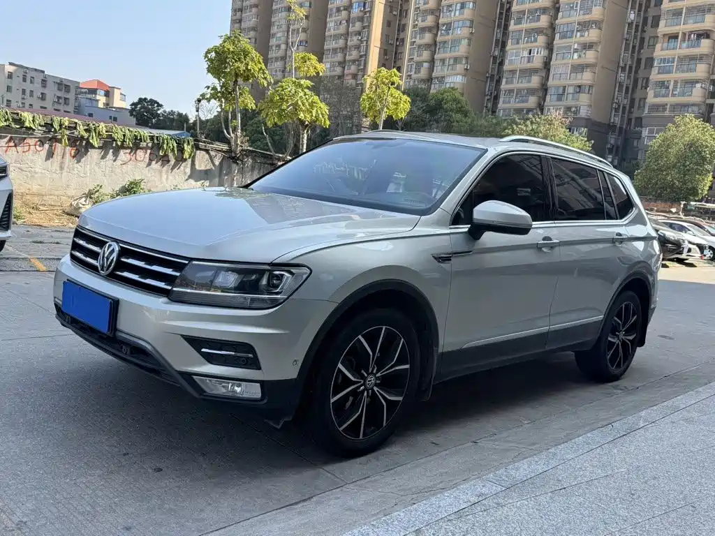 Volkswagen Tiguan L 2019