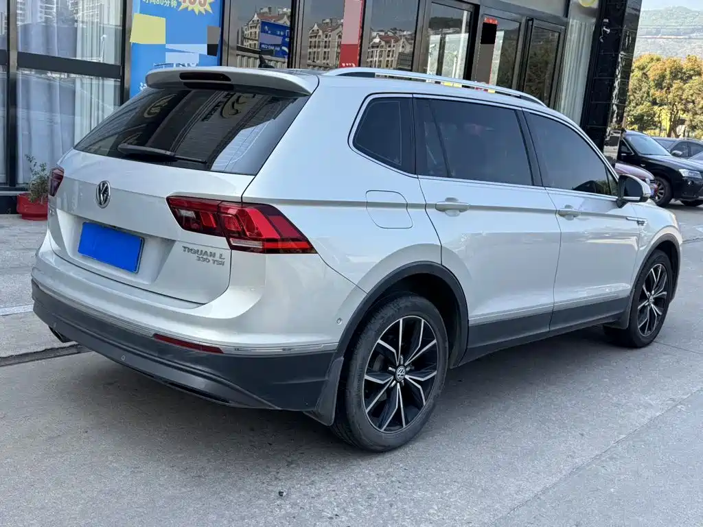 Volkswagen Tiguan L 2019