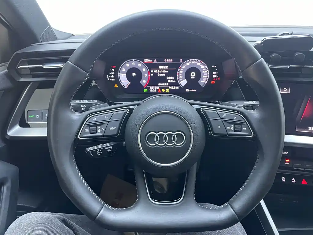 Audi A3 2022 — фото 13