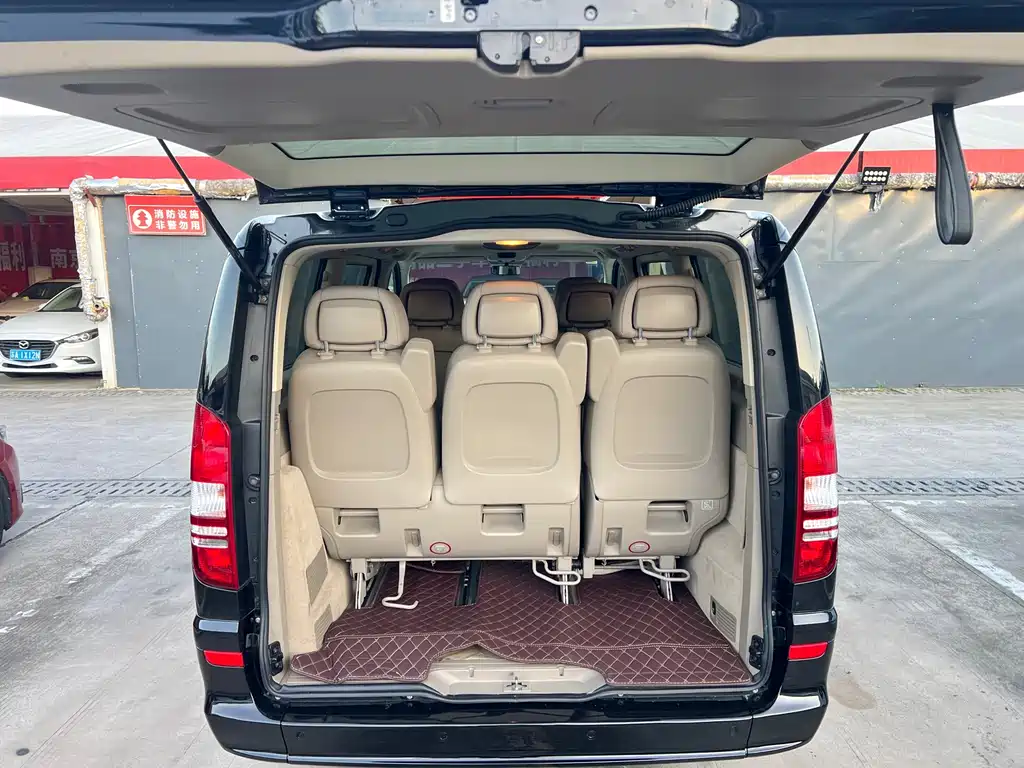 Mercedes-Benz Viano 2015 — фото 20