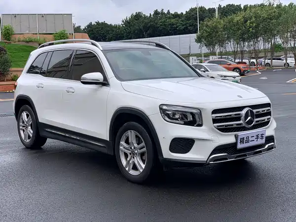 Mercedes-Benz GLB 2021