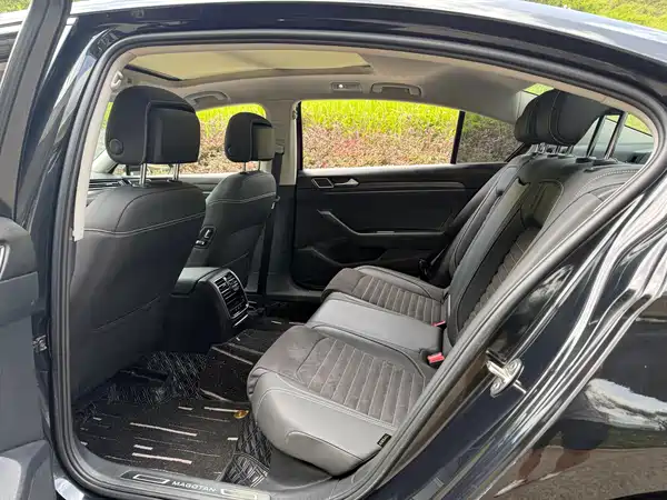 Volkswagen Magotan 2021