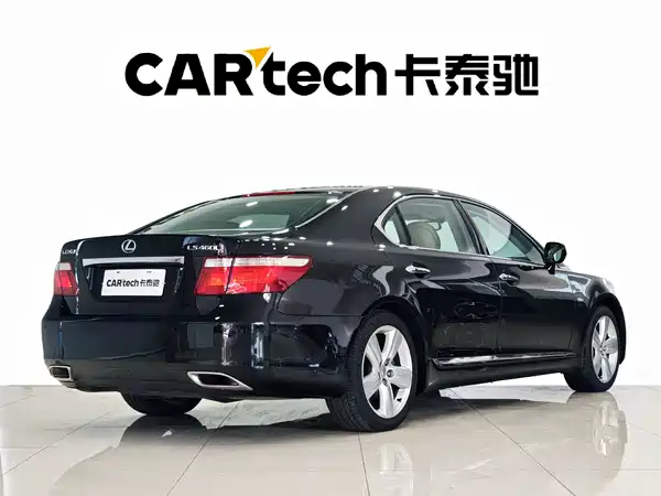 Lexus LS 2006