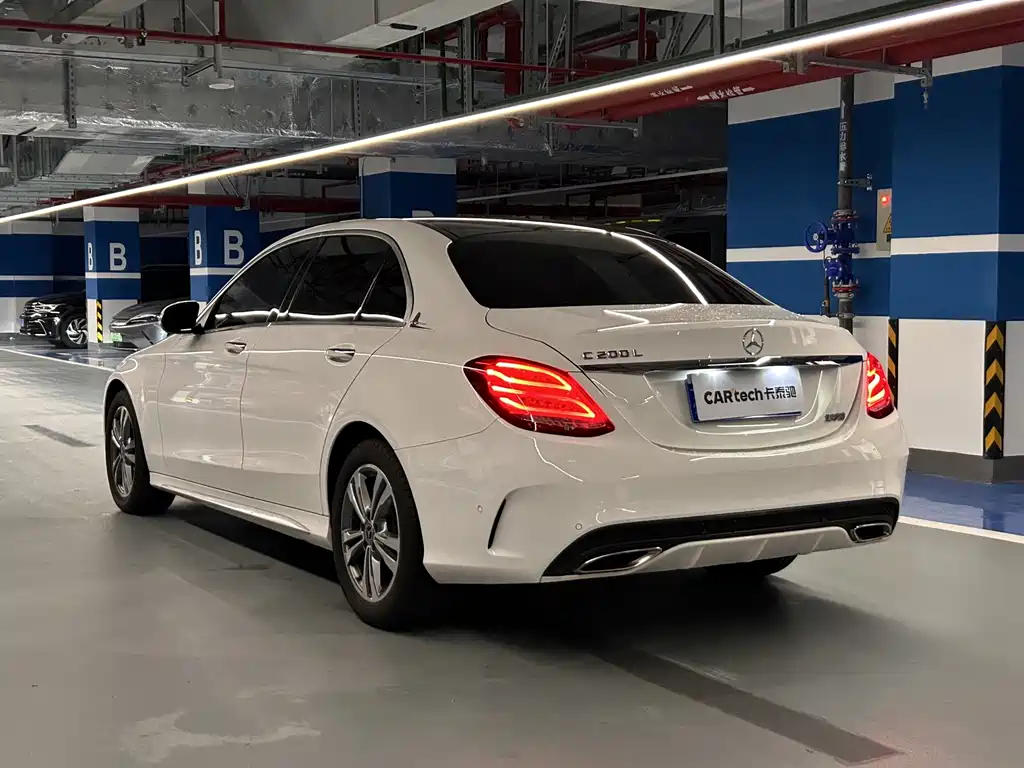 Mercedes-Benz C-Class 2018
