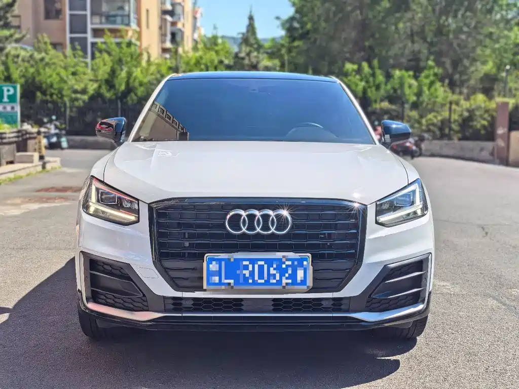 Audi Q2L 2021 — фото 2