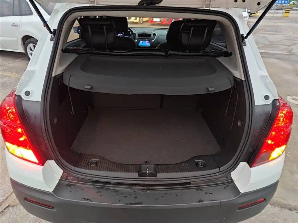 Chevrolet Trax 2015 — фото 19