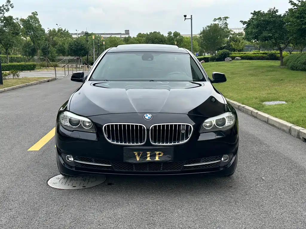 BMW 5 Series 2011