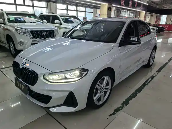 BMW 1 Series 2023