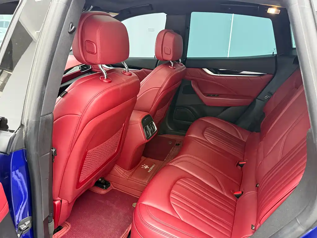 Maserati Levante 2020 — фото 10