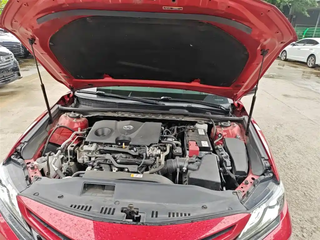 Toyota Camry 2022 — фото 20