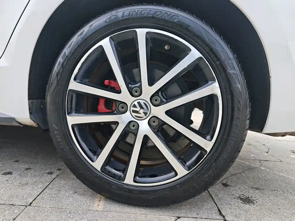 Volkswagen Sagitar 2015 — фото 12