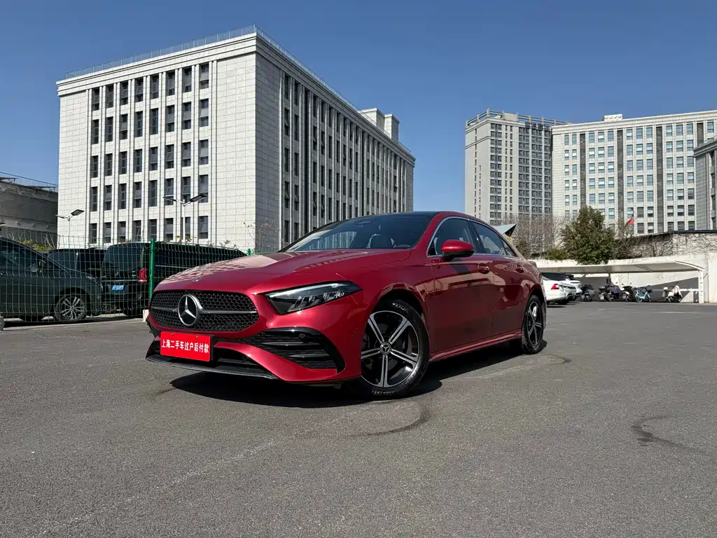 Mercedes-Benz A-Class 2024 — фото 32