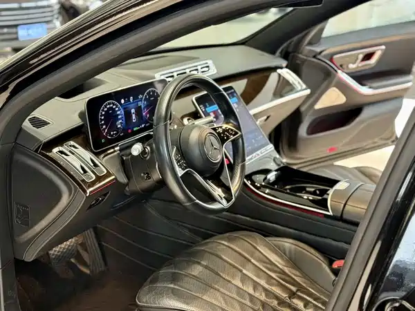 Mercedes-Benz S-Class 2021