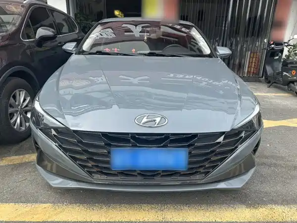 Hyundai Elantra 2021