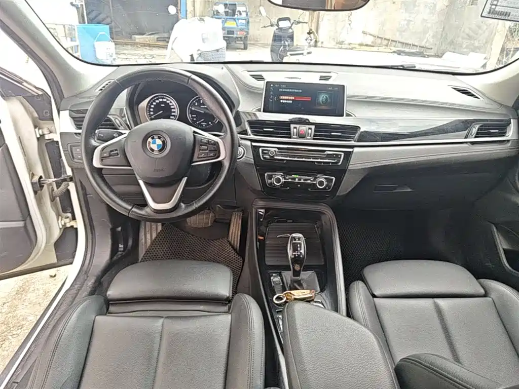 BMW X2 2019 — фото 10