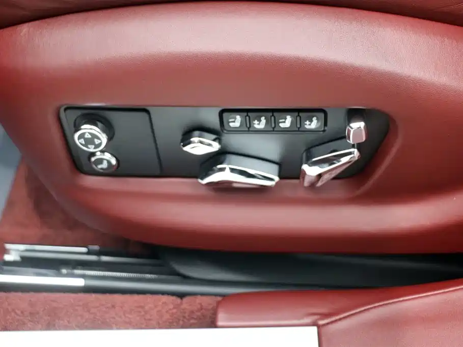 Bentley Flying Spur PHEV 2023 — фото 13