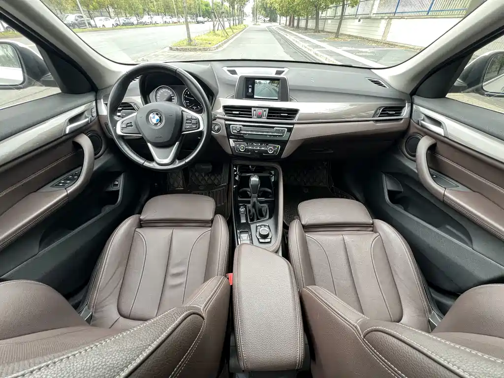 BMW X1 2019 — фото 11