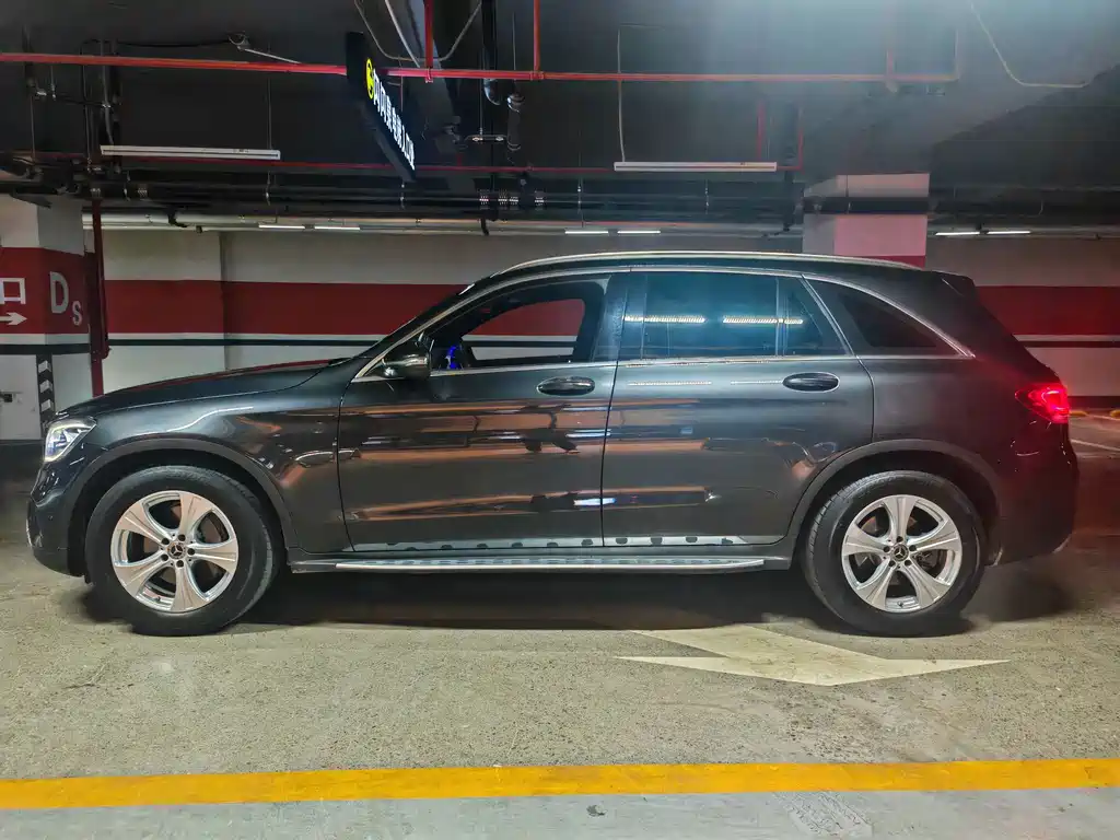 Mercedes-Benz GLC 2020 — фото 37