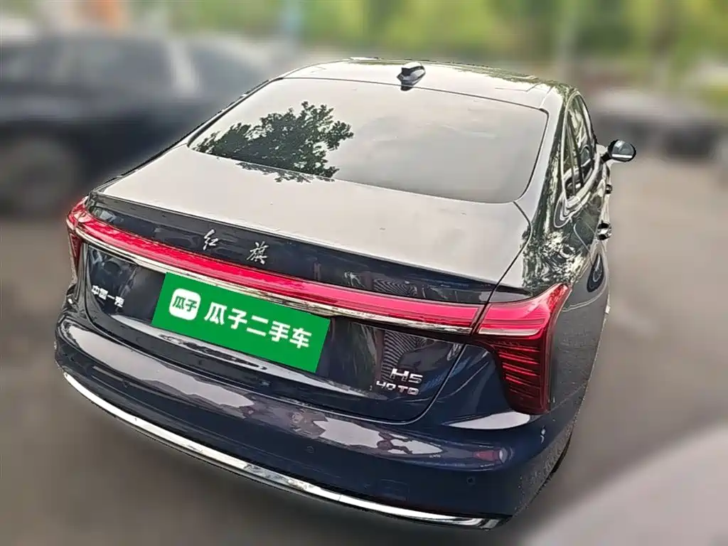 Hongqi H5 2023 — фото 12