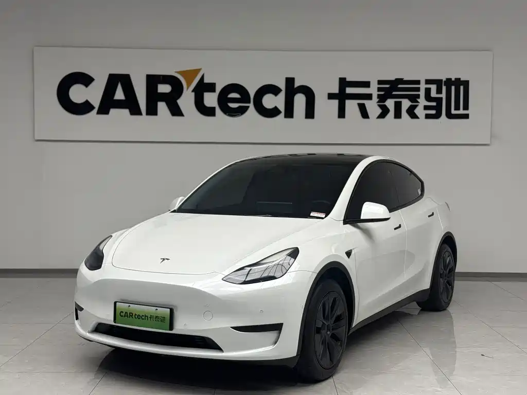 Tesla Model Y 2023 — фото 1