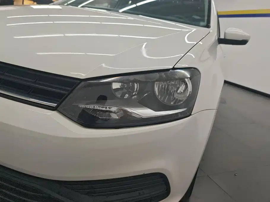 Volkswagen Polo 2016