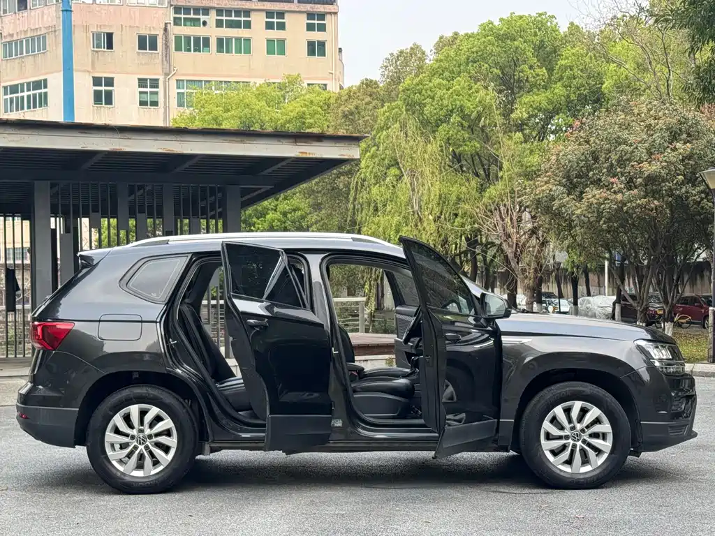 Volkswagen Tharu 2022