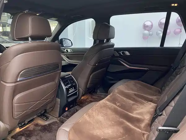 BMW X5 2023