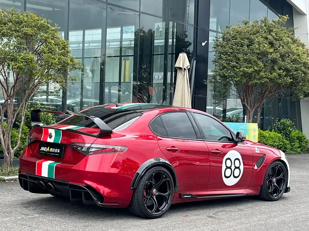 Alfa Romeo Giulia Juliet 2023 — фото 11