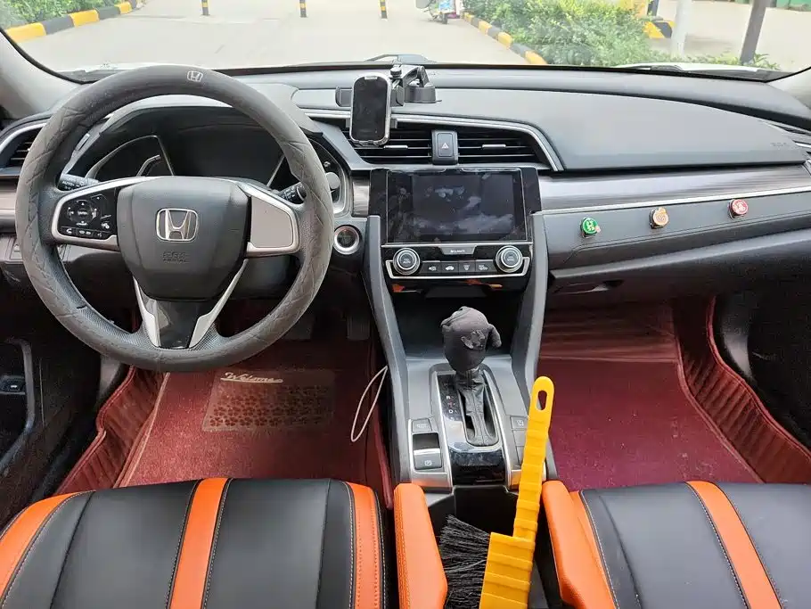 Honda Civic 2020 — фото 12