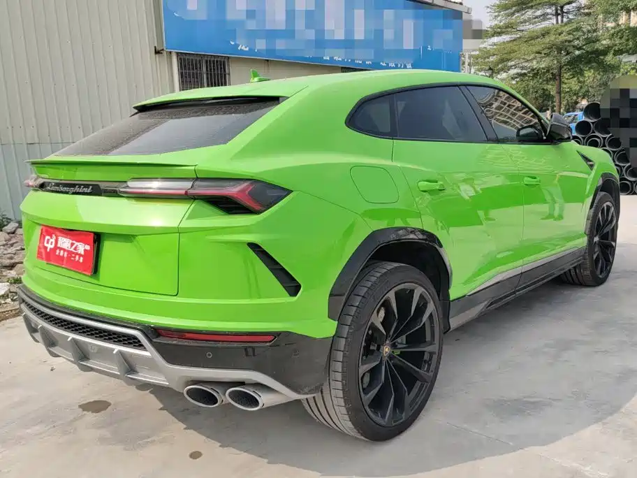 Lamborghini Urus 2021 — фото 3
