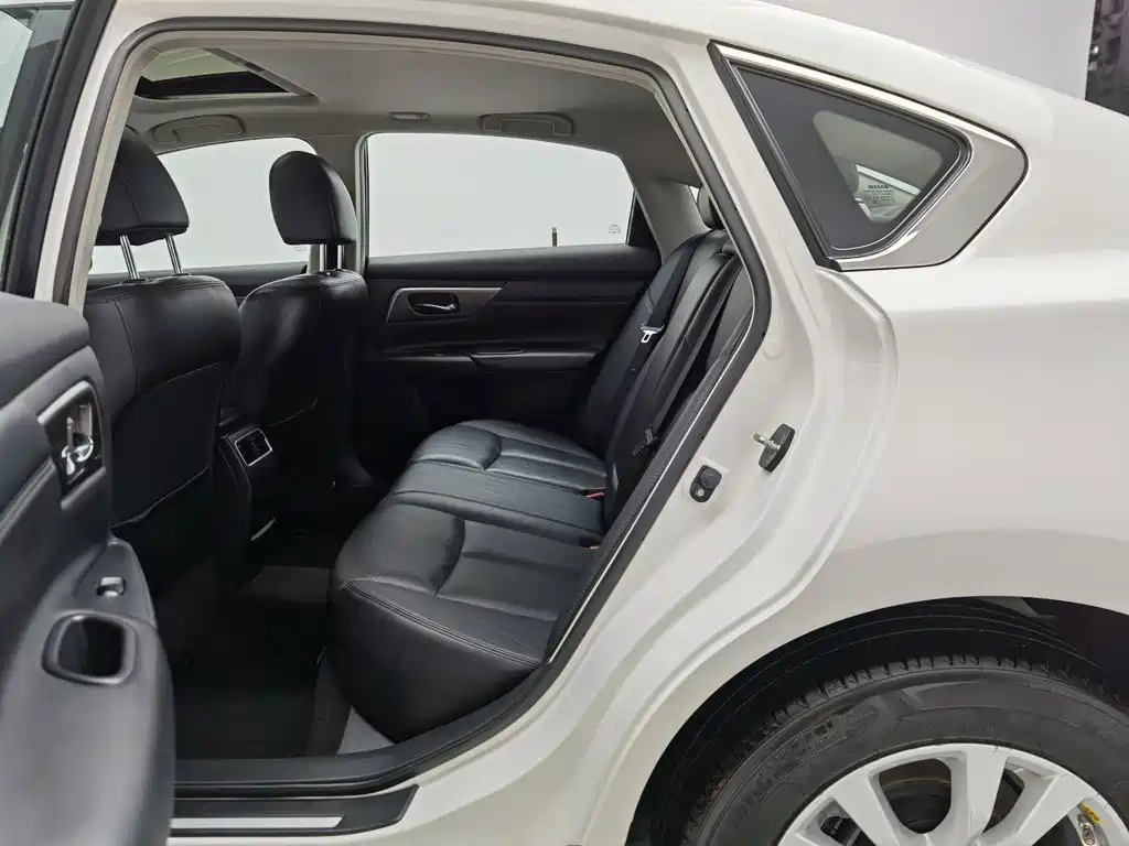 Nissan Teana 2016 — фото 15
