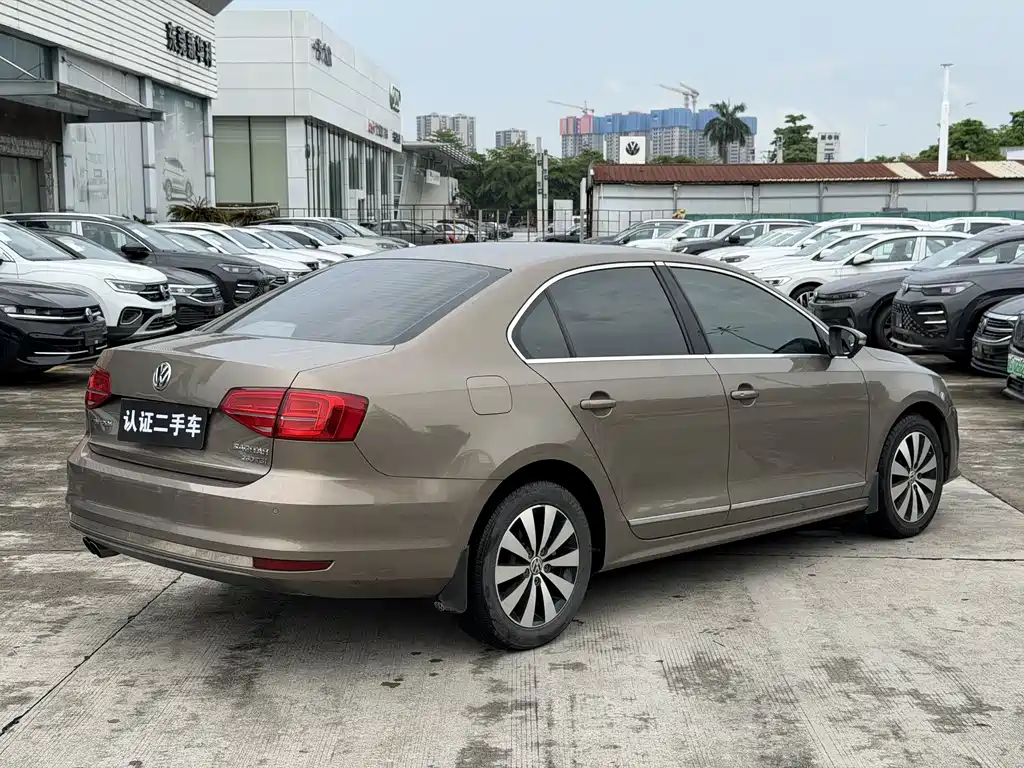 Volkswagen Sagitar 2018 — фото 12