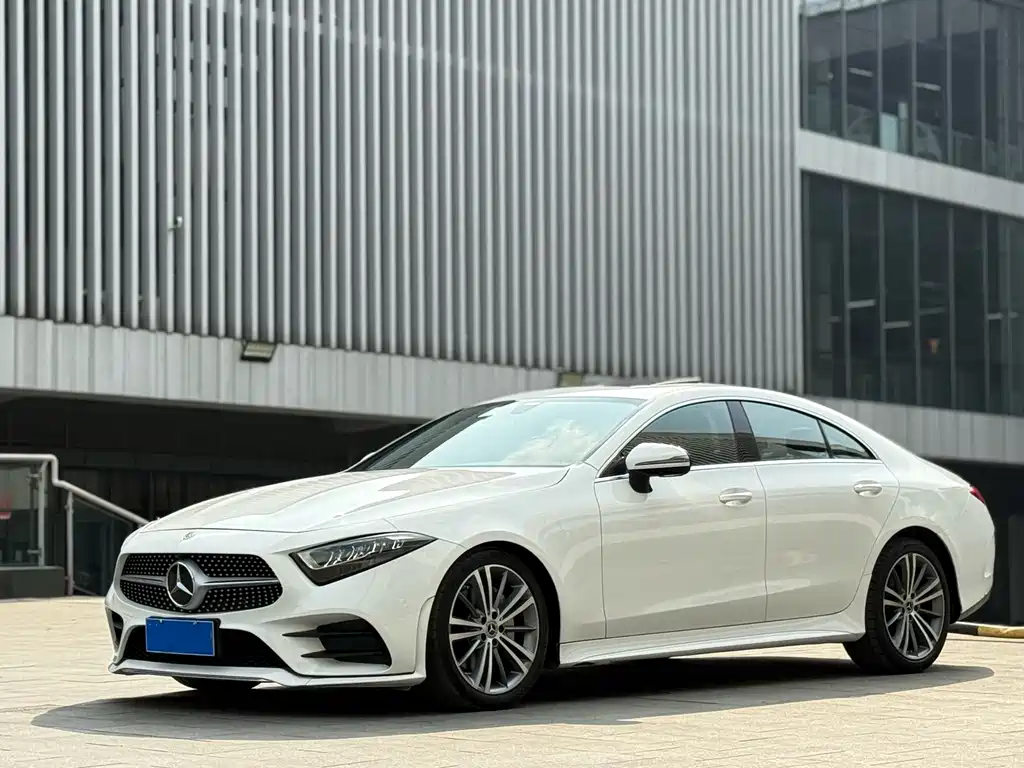 Mercedes-Benz CLS 2021 — фото 1