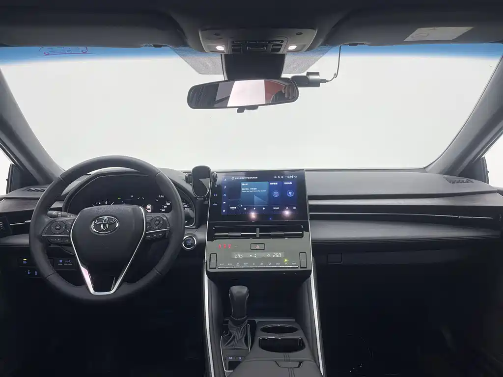 Toyota Avalon 2023 — фото 17