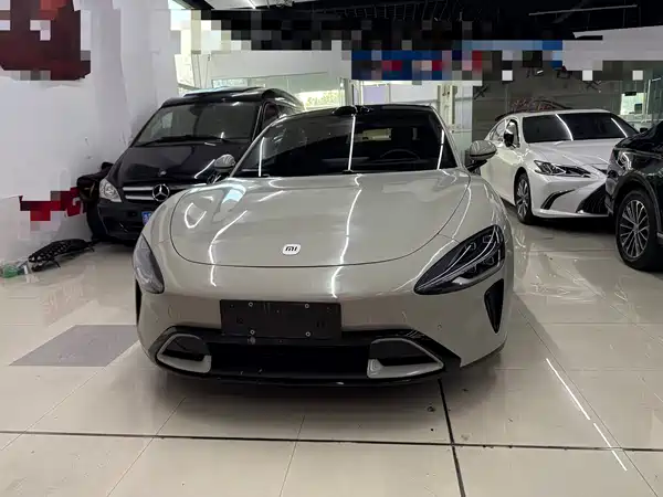 Xiaomi SU7 2024