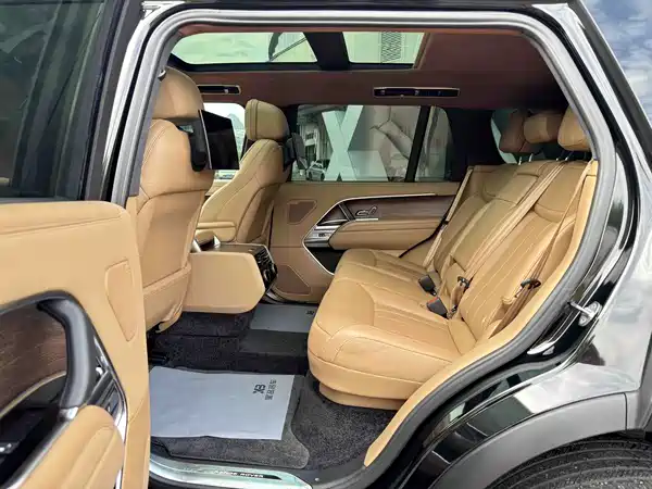 Land Rover Range Rover 2023