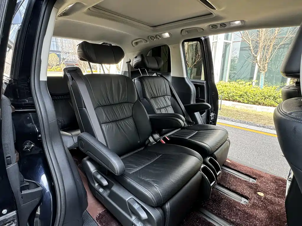 Honda Odyssey 2021 — фото 15