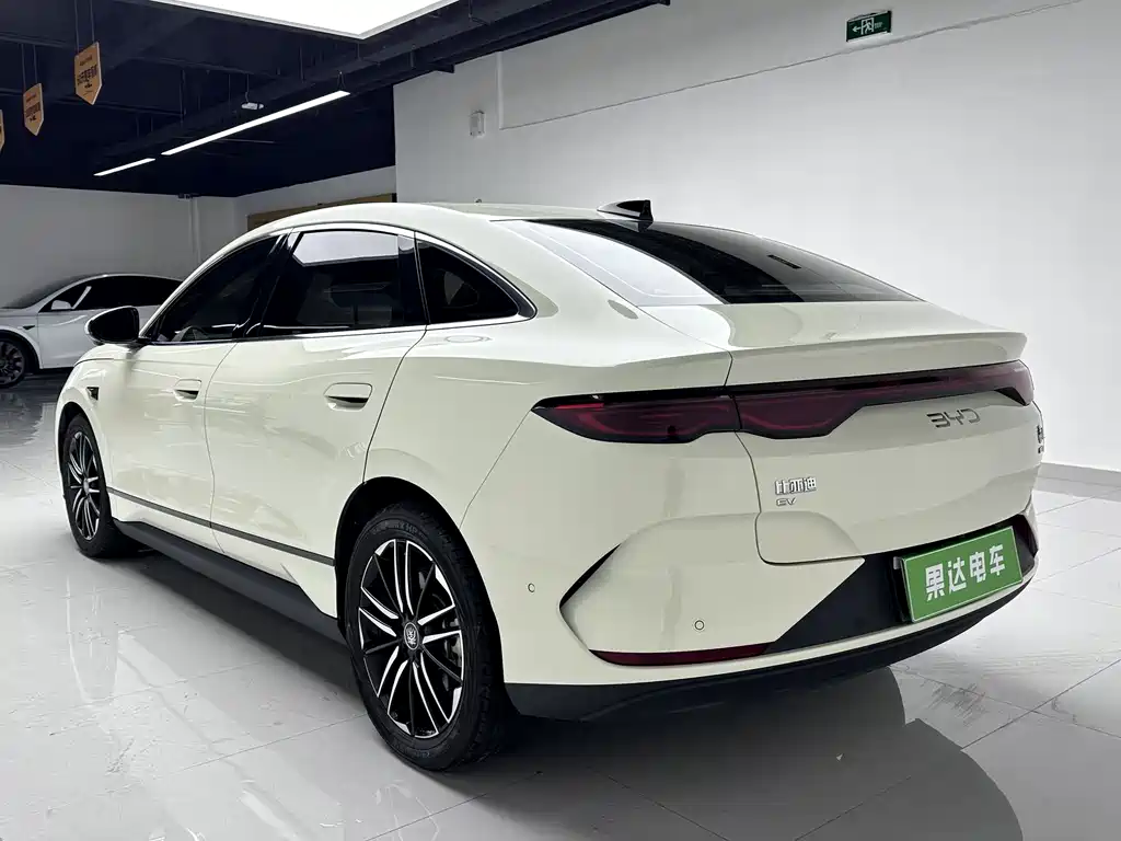 BYD Qin L 2025 — фото 6