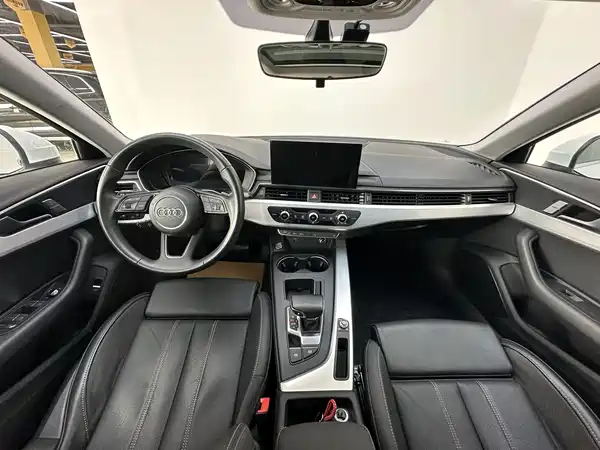 Audi A4L 2024