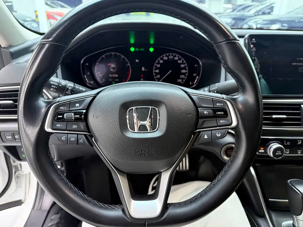 Honda Accord 2022 — фото 7